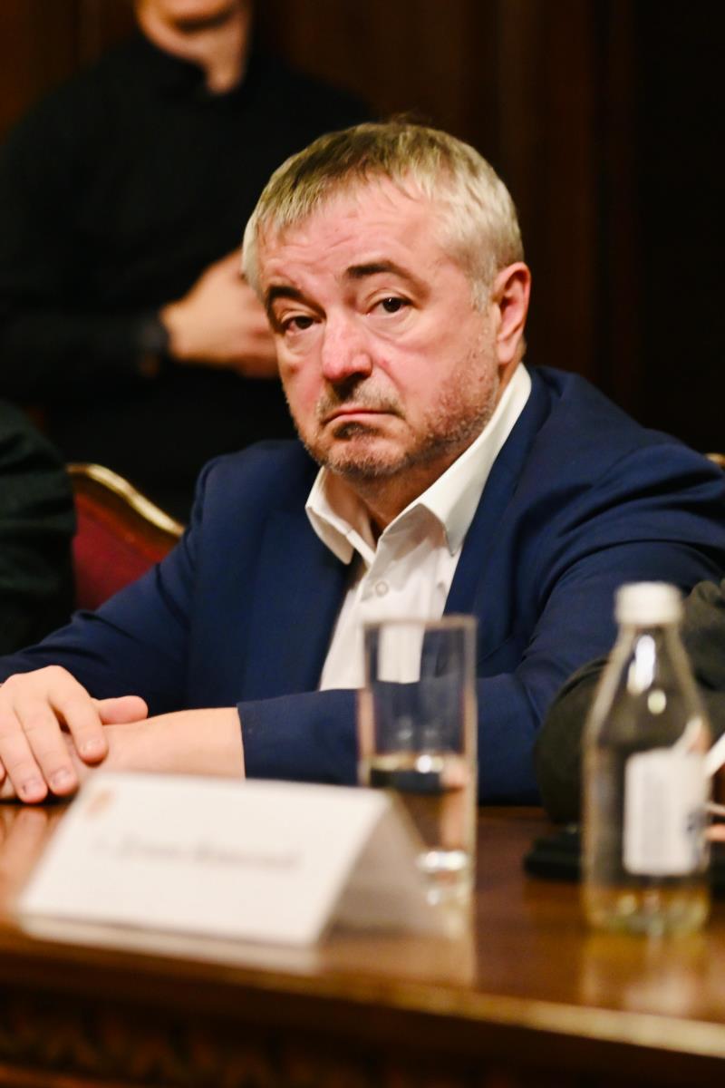 Aleksandar Vučić NIS sastanak (12).jpg