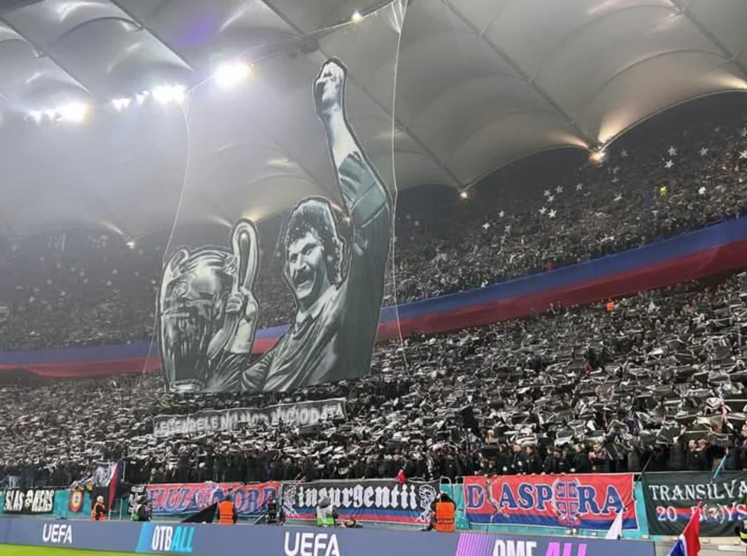 Navijači Steaue Peluza Nord