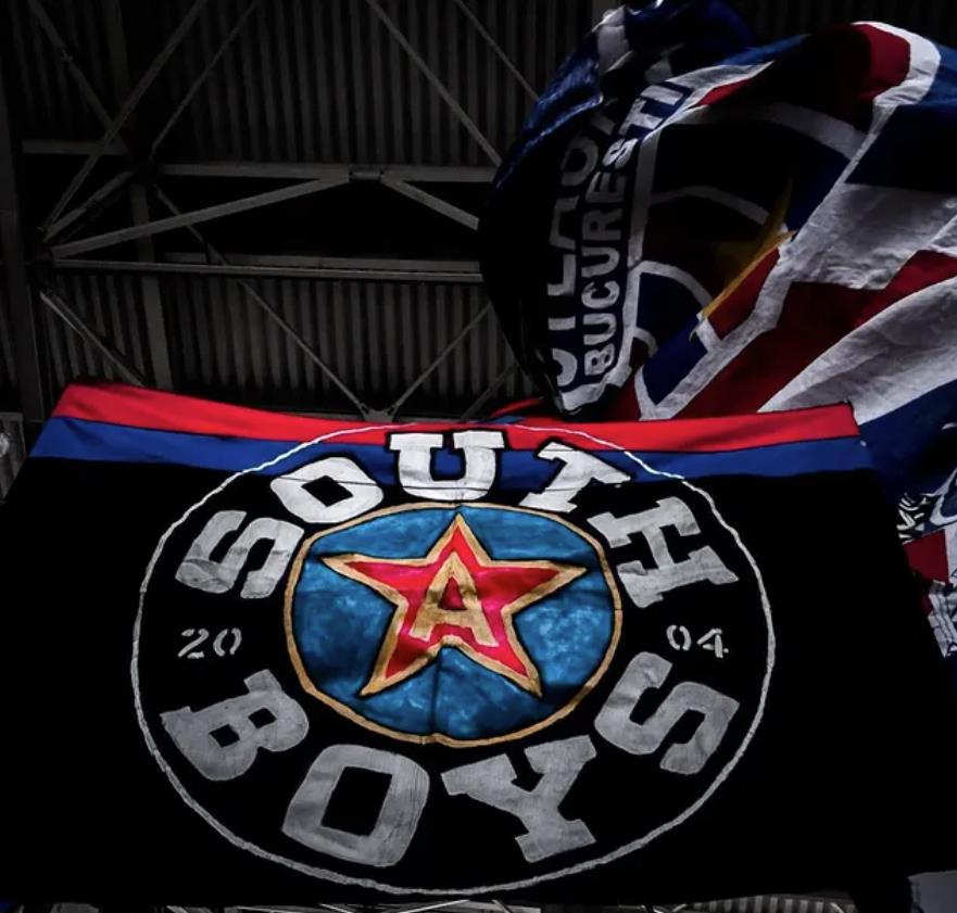 Navijači Steaue Peluza Sud