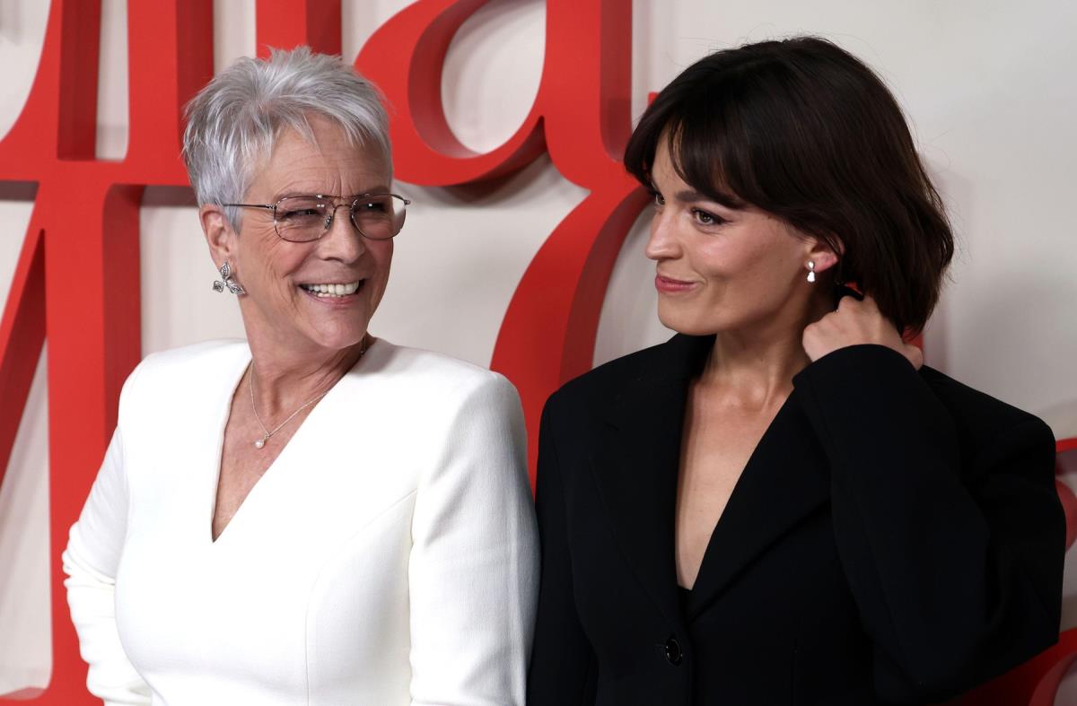 Džejmi Li Kertis, Ema Mek