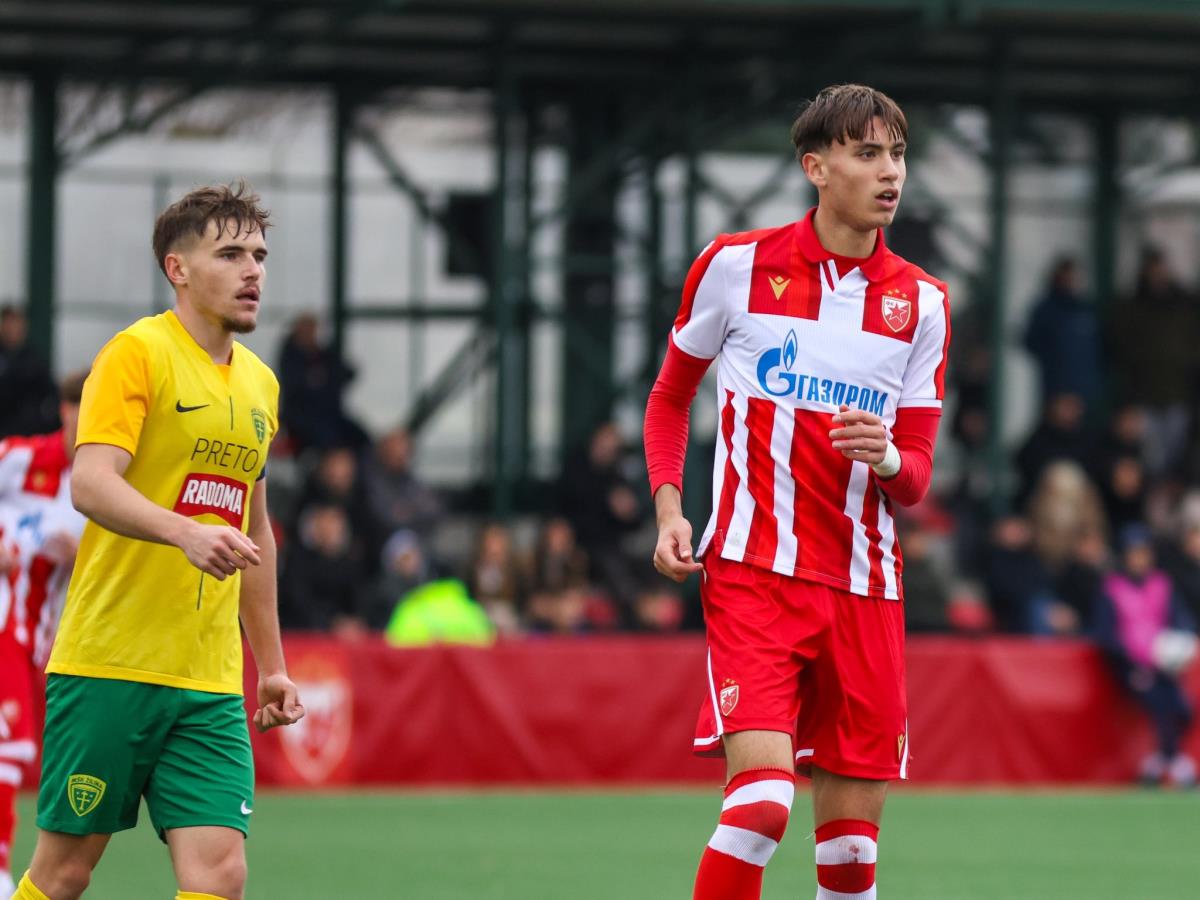 Aleksa Damjanović na utakmici protiv Žiline u omladinskoj Ligi šampiona 2025