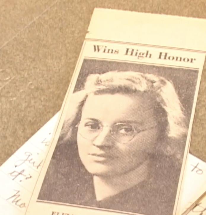 Koni Konvers (4).png