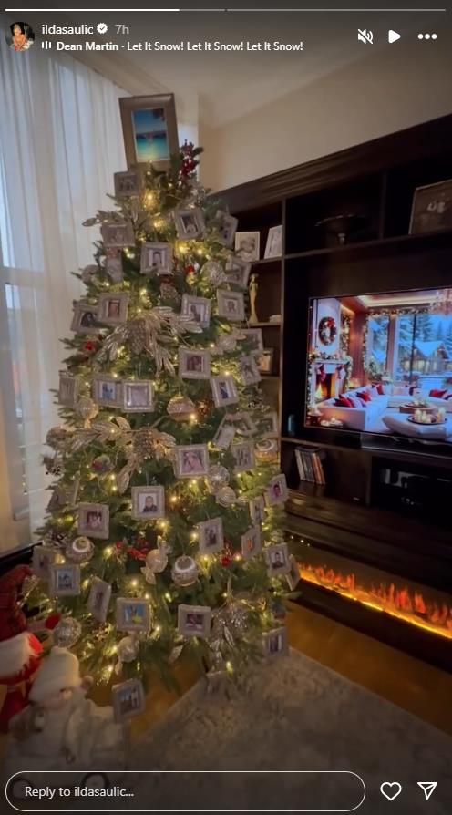 Ilda Šaulić okitila novogodišnju jelku sa slikama dragih ljudi