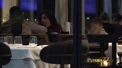 Peja rešio da veri Enu