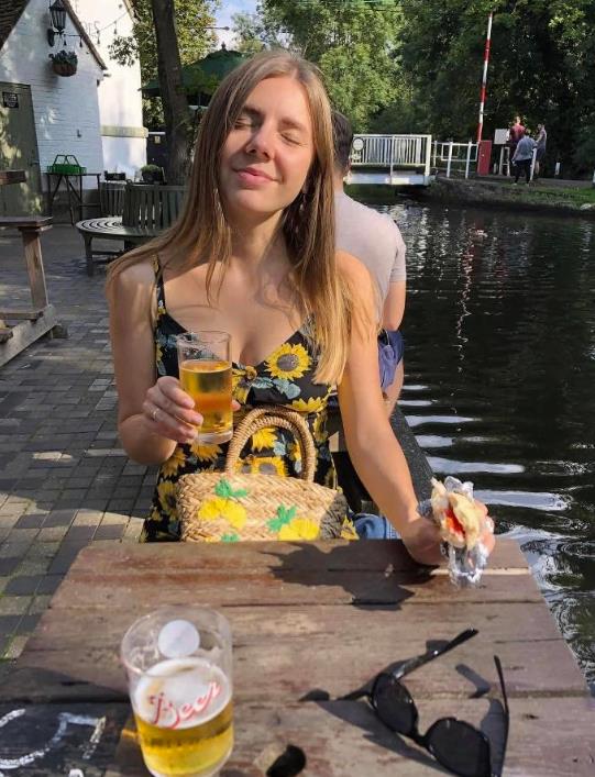 Ilona Kazik umrla 11 dana nakon porođaja (6).png