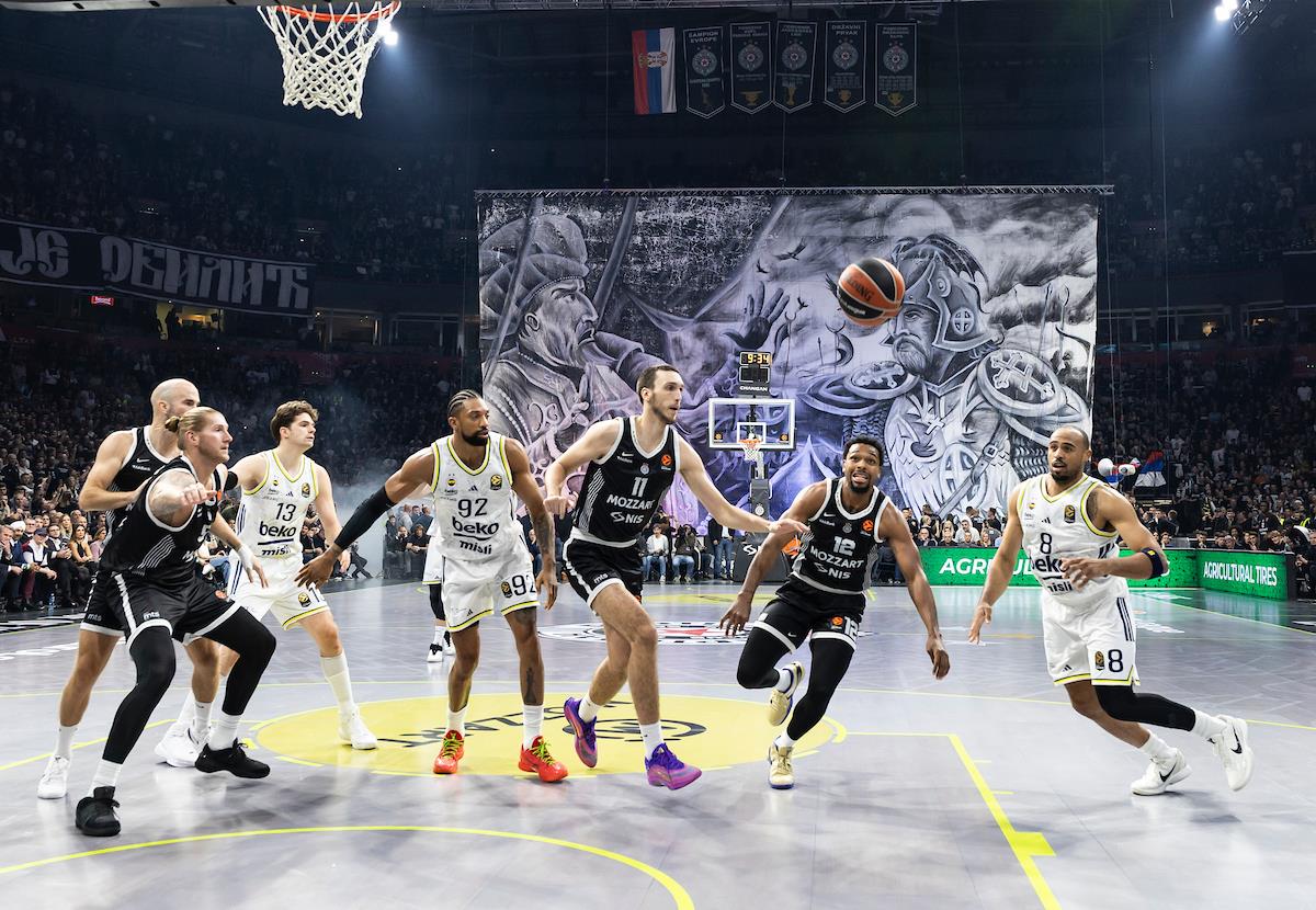 PARTIZAN-FENERBAHCE_09.JPG