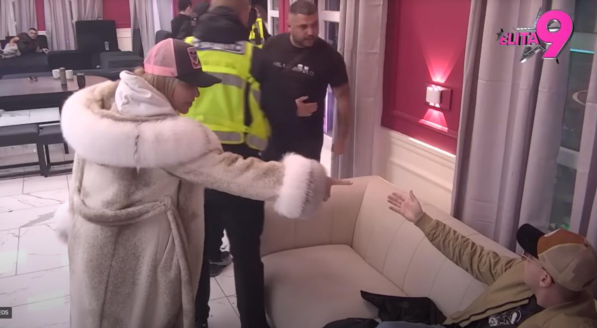 ASMIN NASRNUO NA CIMERA TOKOM REKLAMA, OBEZBEĐENJE ULETELO U KUĆU Uneo mu se u facu i zapretio, svi u šoku