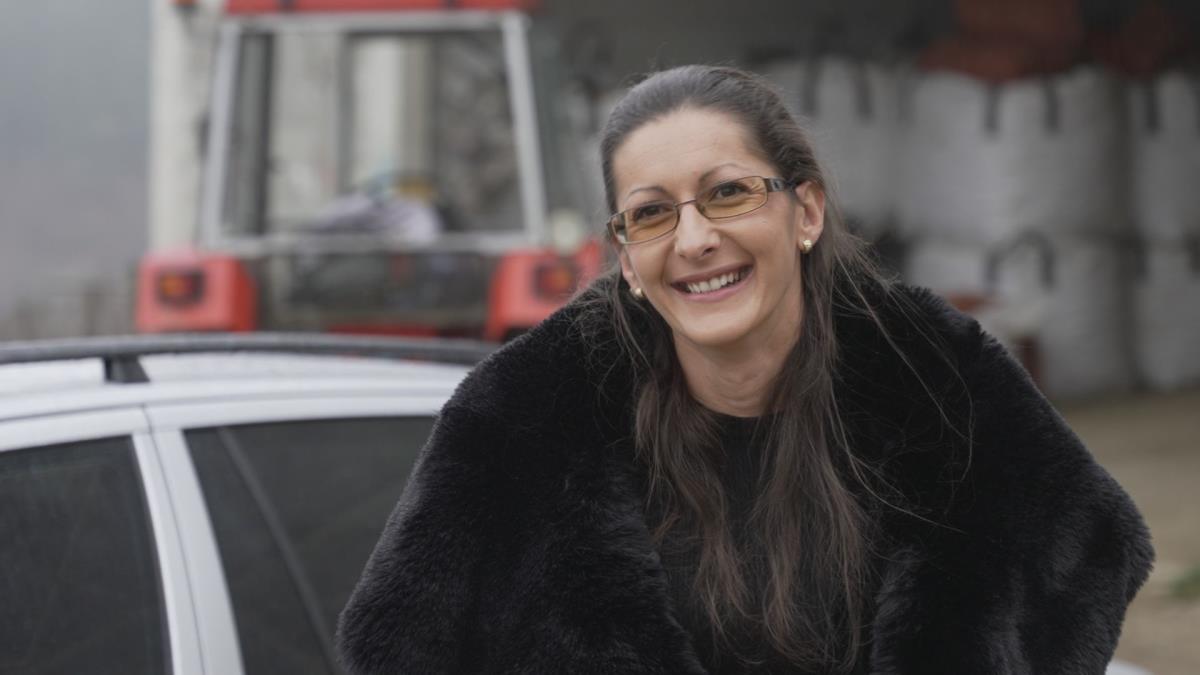 1764422426IVANJICA-PORODICA-BIZNIS-FOTORINA (10).jpg