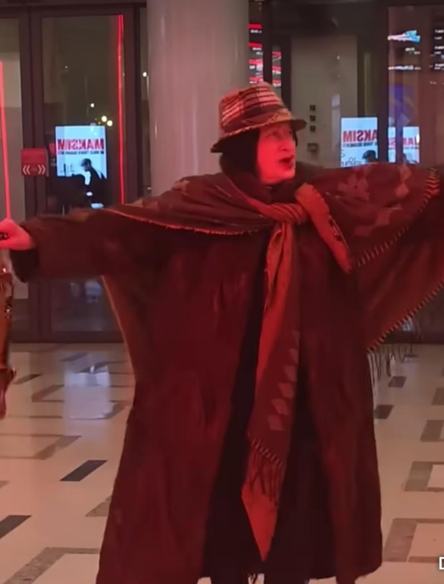 Screenshot_20251130_091722_YouTube (1).jpg