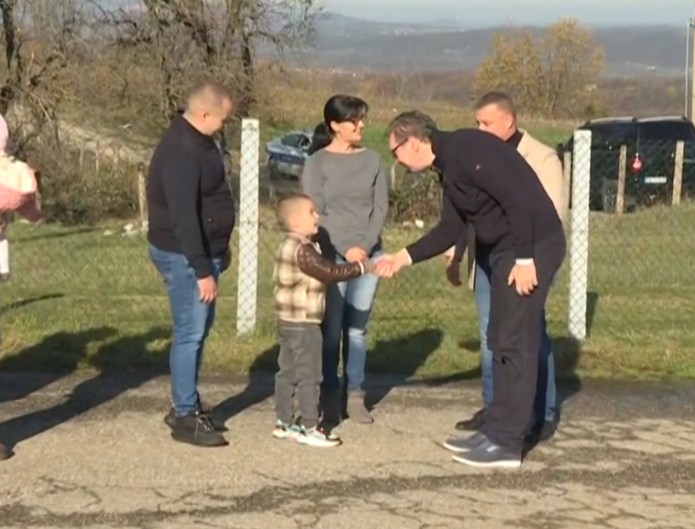 Aleksandar Vučić selo Tolić