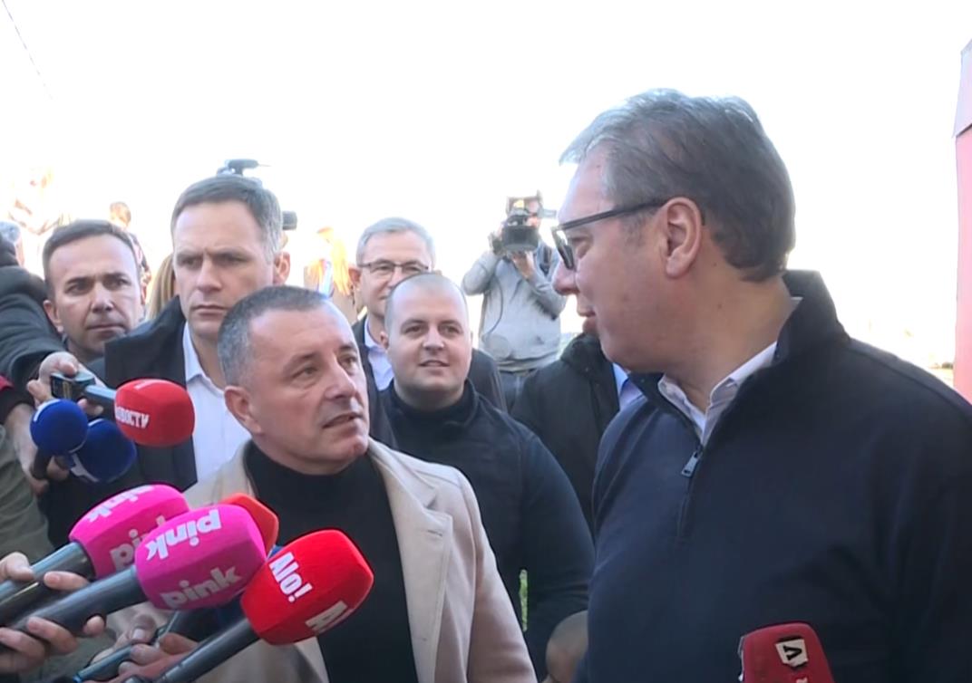 Aleksandar Vučić selo Tolić