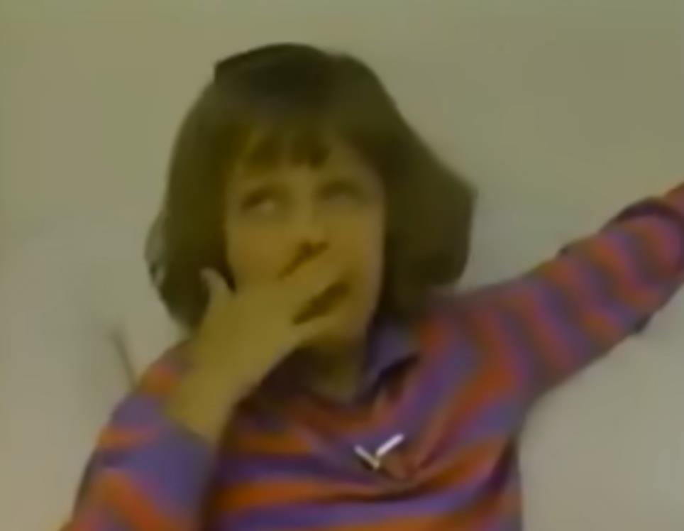 Bet Tomas je najjezivija devojčica na svetu (1).jpg