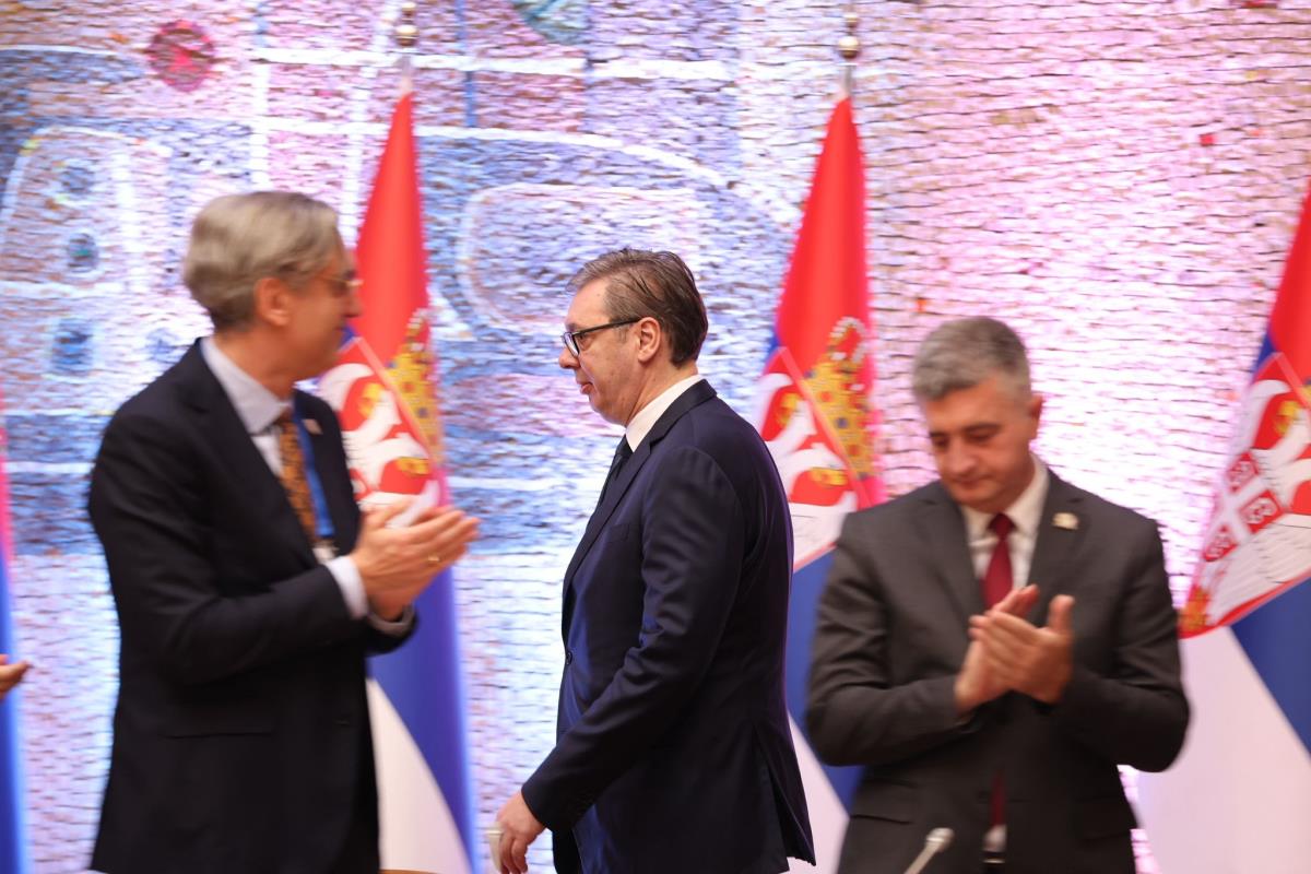 WhatsApp Image 2025-12-02 at 09.12.09 (1).jpeg