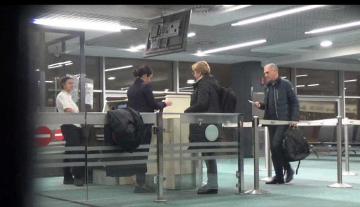 Zagorka Dolovac i Miljko Radisavljević na aerodromu