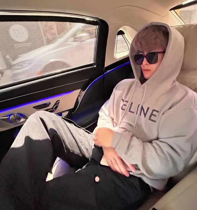 Džej Ma je sin najbogatijeg čoveka u Kini (5).png