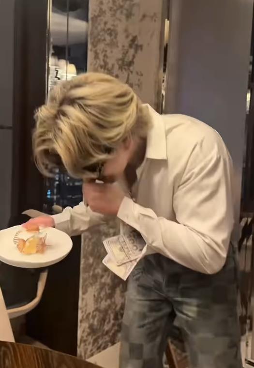 Džej Ma je sin najbogatijeg čoveka u Kini (7).png