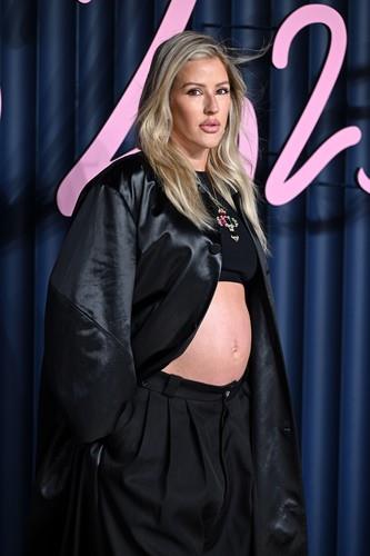 Eli Golding objavila da je trudna na Fashion Awards 2025