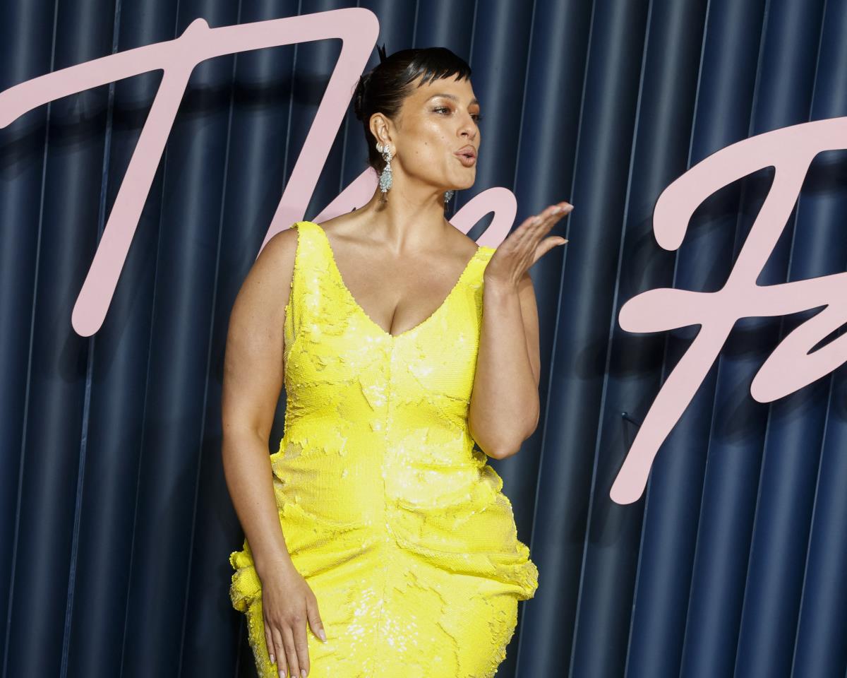 Ešli Grejem na dodeli Britanskih modnih nagrada u Londonu