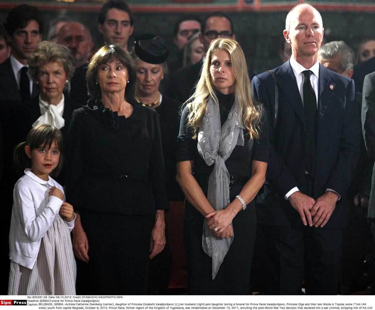 Sahrana posmrtnih ostataka kneza Pavla, kneginje Olge i kneza Nikole na Oplencu