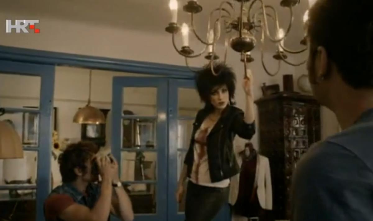 Jelena Gavrilović kao Slađana Milošević u seriji Crno bijeli svjet (2).png