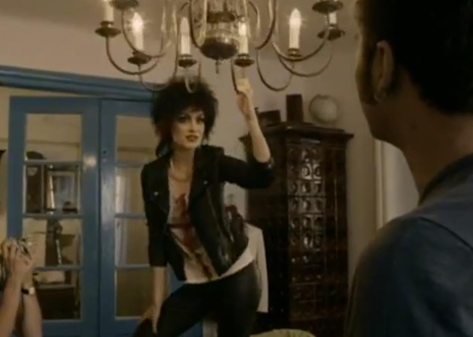 Jelena Gavrilović kao Slađana Milošević u seriji Crno bijeli svjet (3).png