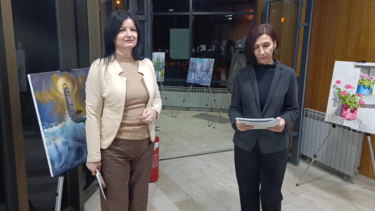 Violeta Kaplarević otvorila Izložbu.jpg