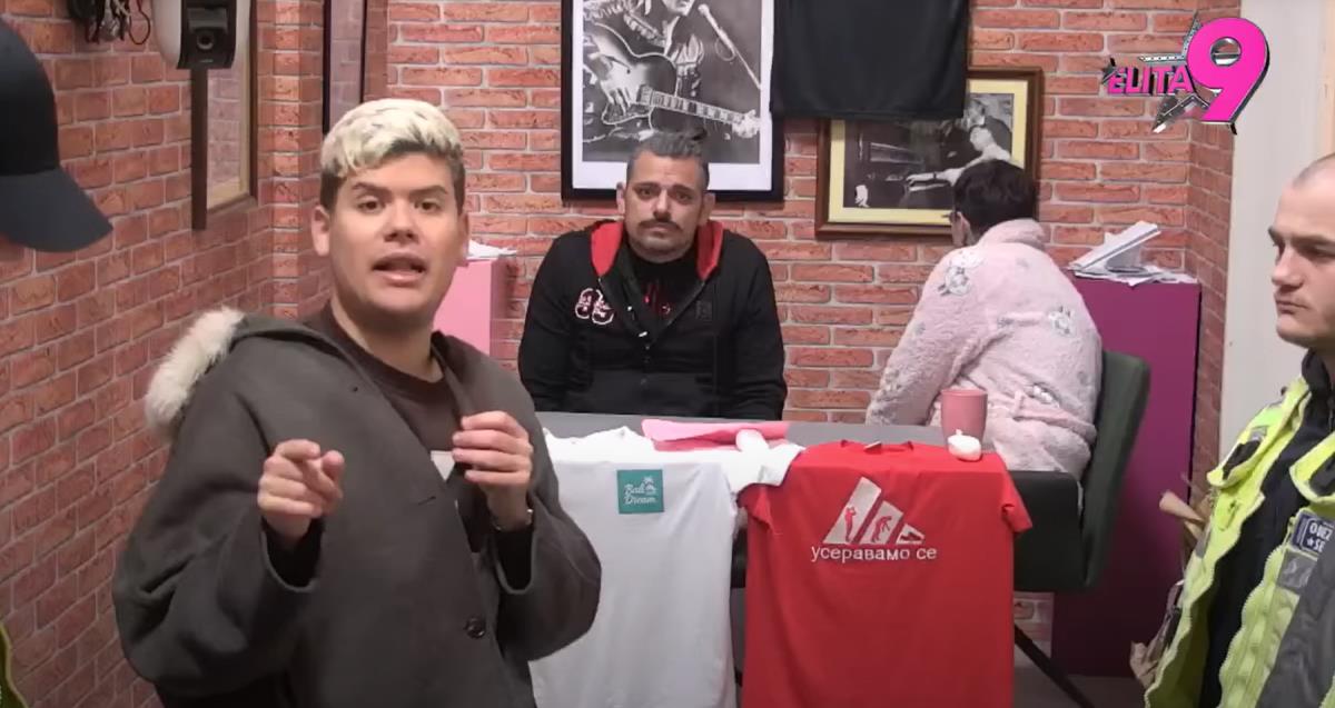 PREKINUT PROGRAM ZBOG UROŠA STANIĆA Aneli i Asmin se udružili u ratu protiv cimera, obezbeđenje uletelo u studio brzinom svetlosti (FOTO)