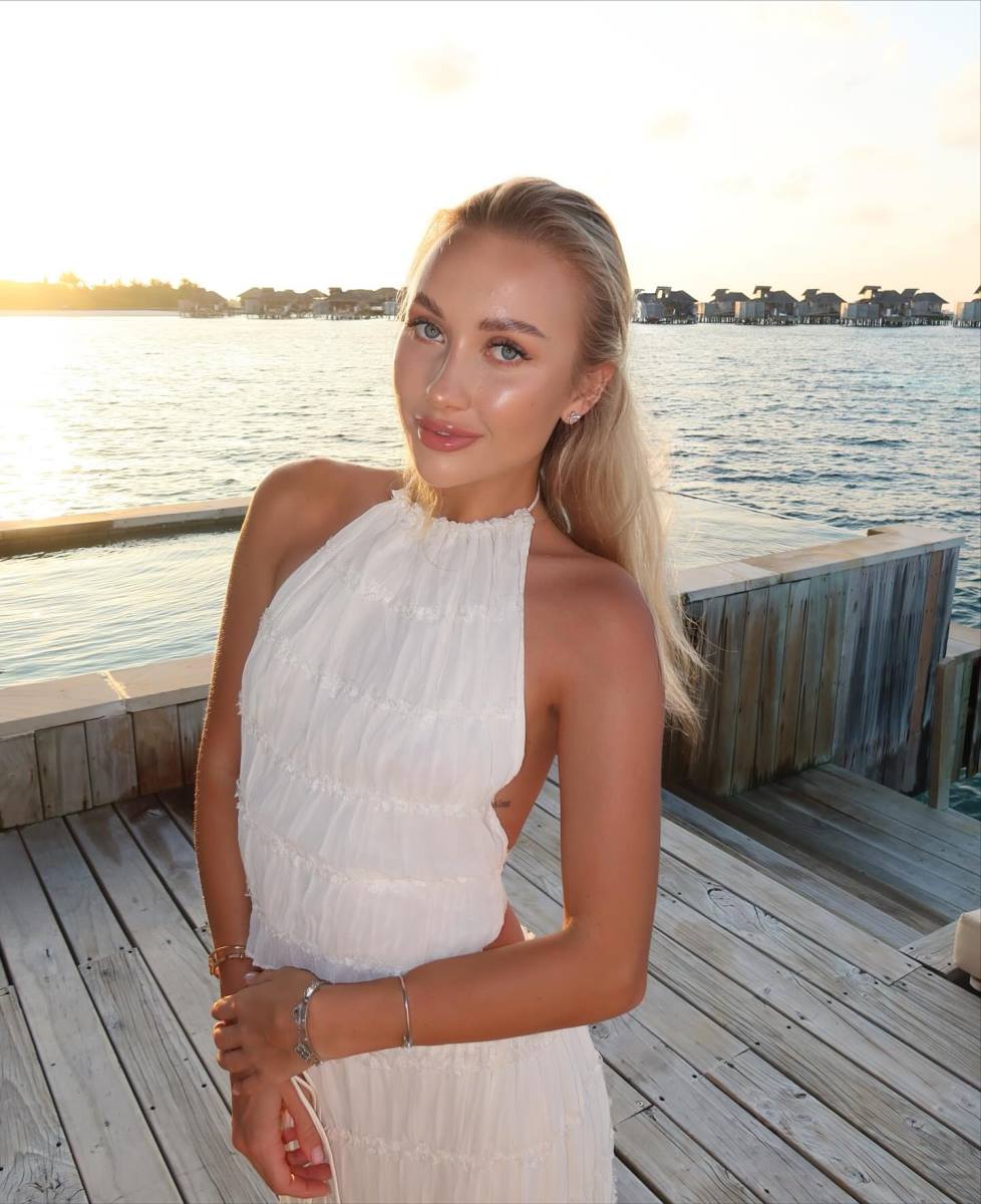 Anastasija Potapova na letovanju