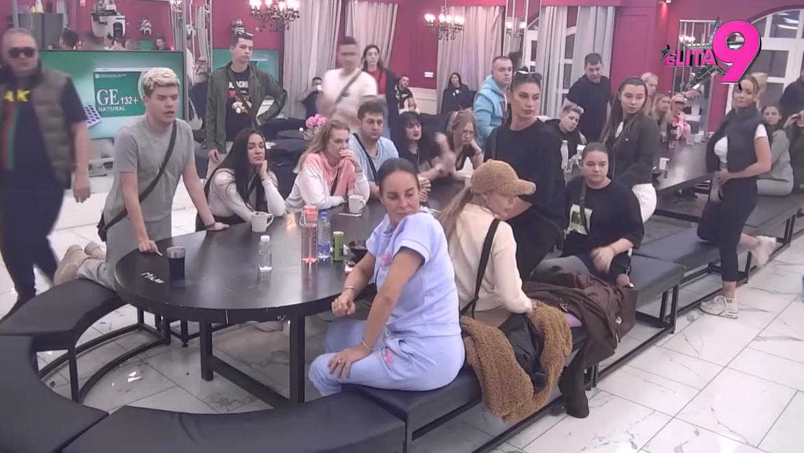 "OVO JE BRUTALNO NASILJE NAD ŽENOM" Nakon tuče sa Asminom, Ahmićkin advokat hitno stigao u Šimanovce: Aneli traži pomoć, želi da napusti objekat