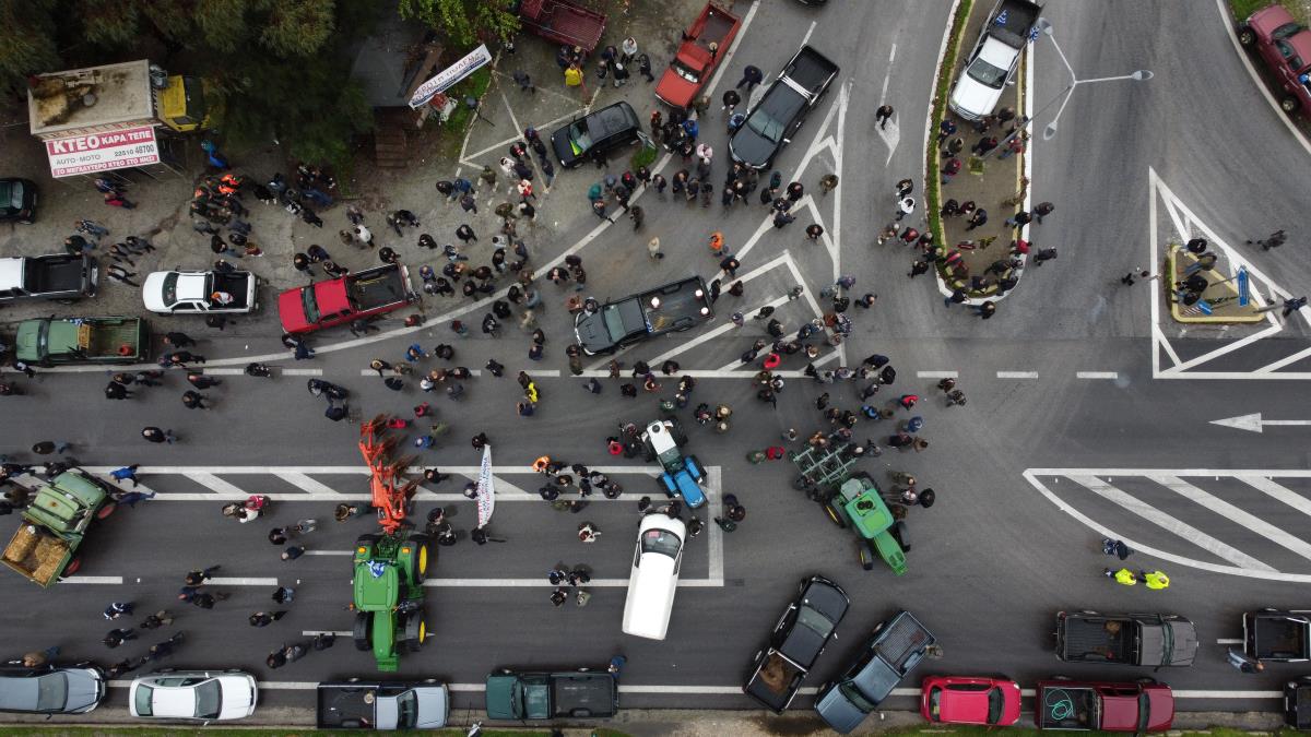 x05 EPA Elias Marcou.jpg