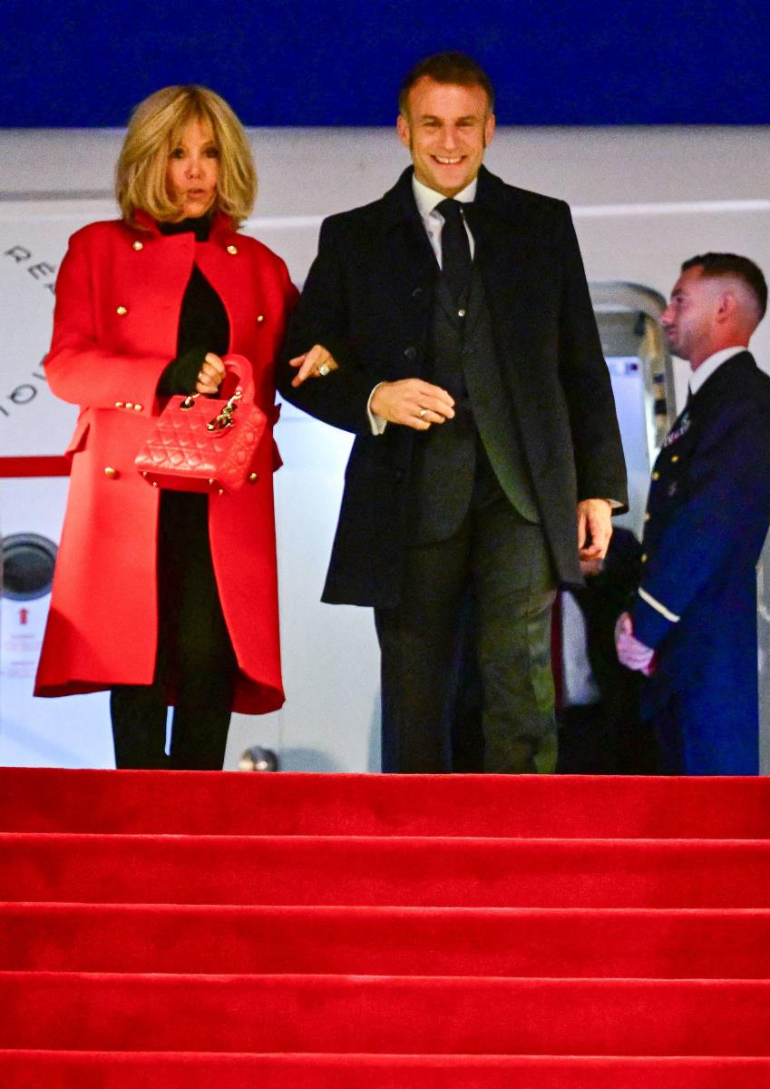 Brižit Makron tokom posete Kini