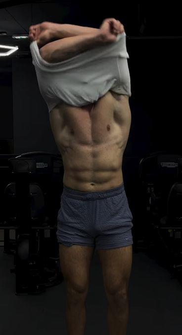 EVO ČIME SE SADA BANI MENSUR AJDARPAŠIĆ Potpuno se posvetio životu van kamera i rijalitija, mnogi ga više ni ne prepoznaju (FOTO)