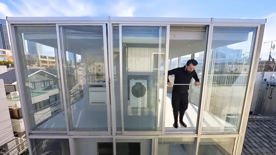 Najmanji stan u Tokiju.jpg