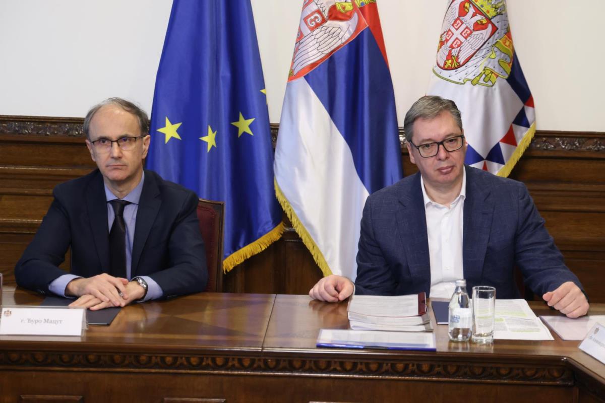 Aleksandar Vučić Đuro Macut