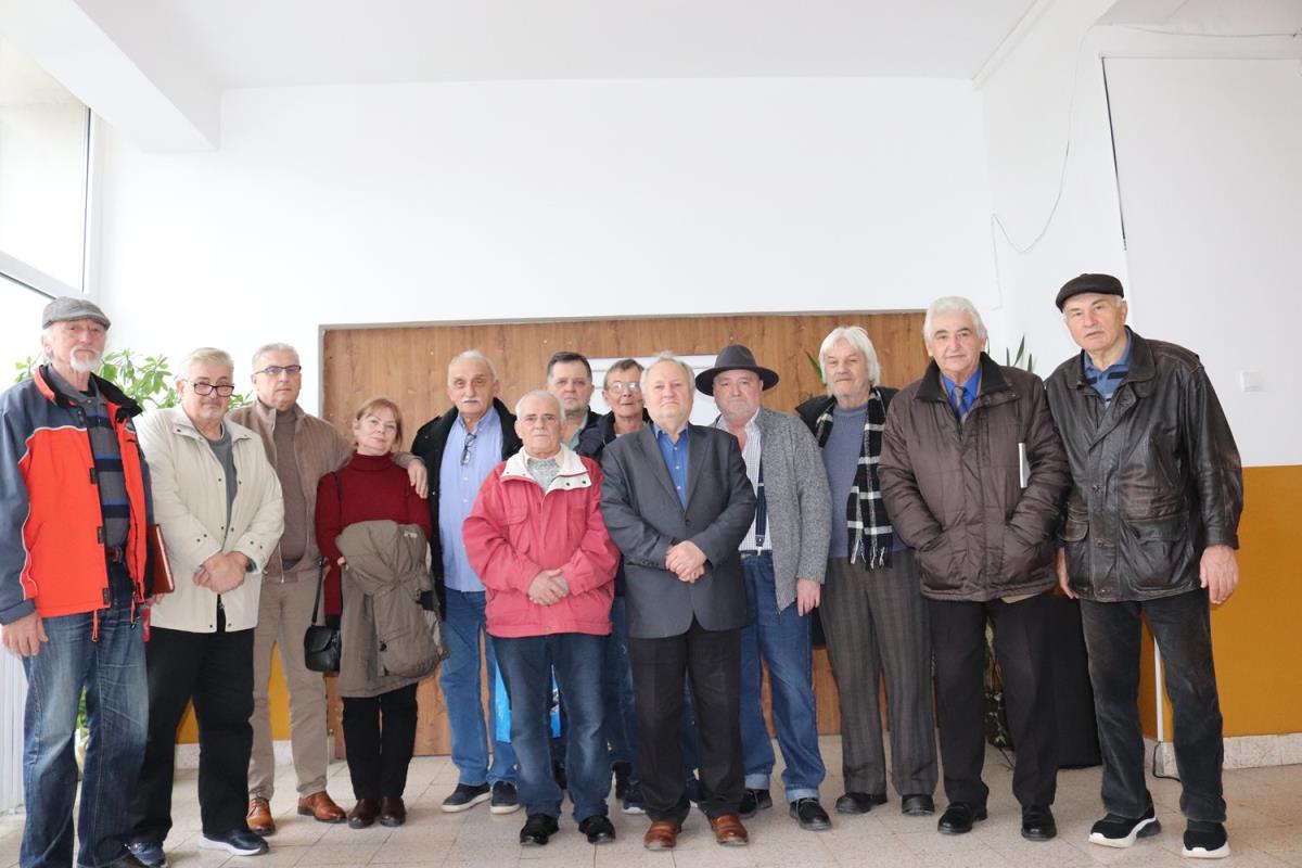 Pesnici u Žabaru.jpg