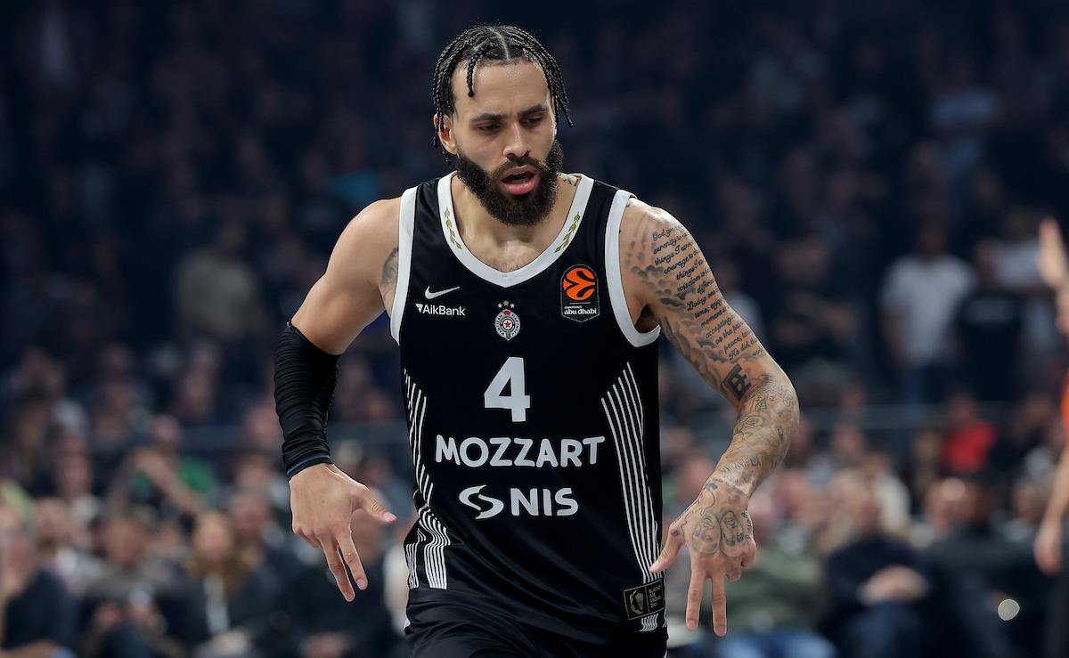 Dvejn Vašington KK Partizan