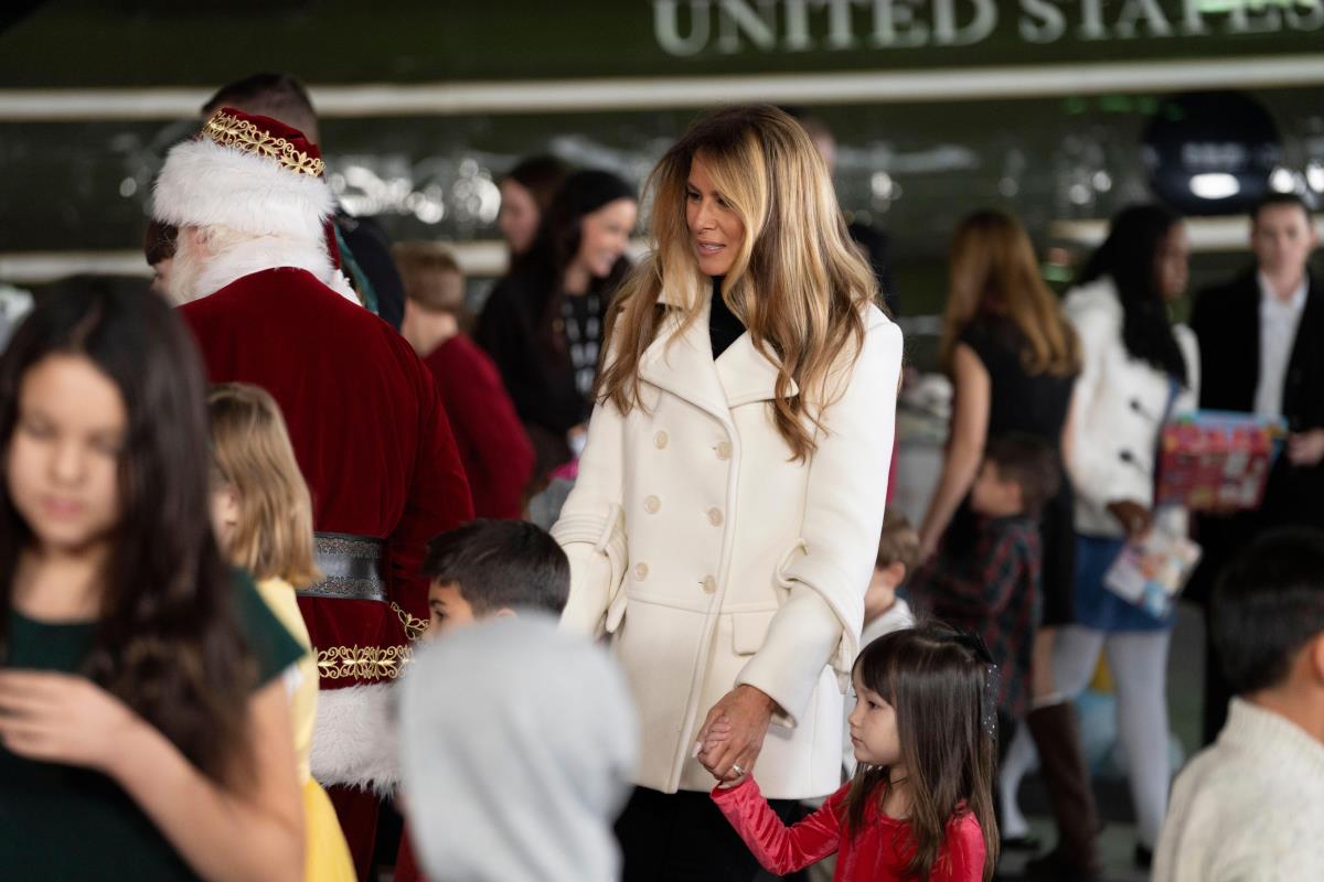 Melanija Tramp prisustvovala je događaju Toys for Tots u Virdžiniji