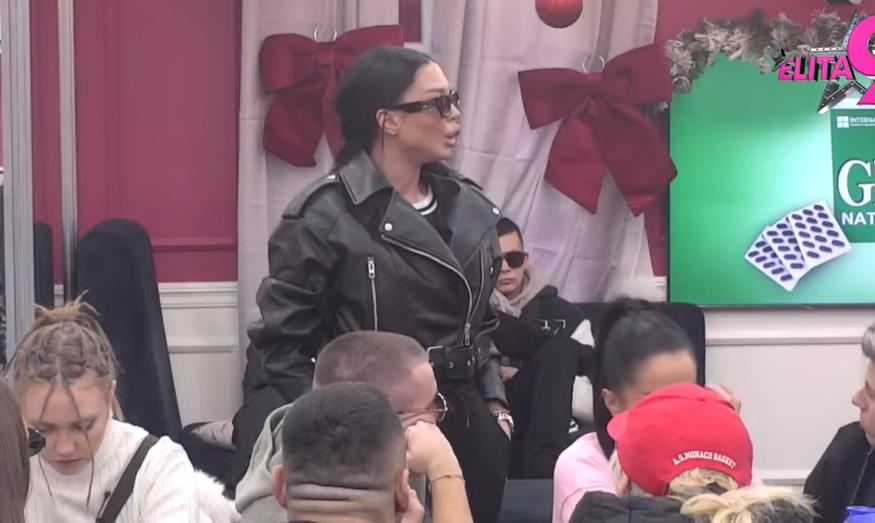 ASMIN PRIZNAO DA SE ZALJUBIO U MAJU MARINKOVIĆ Ona sigurna da želi da je "navuče" i šutne, sve karte bačene na sto, lete varnice!