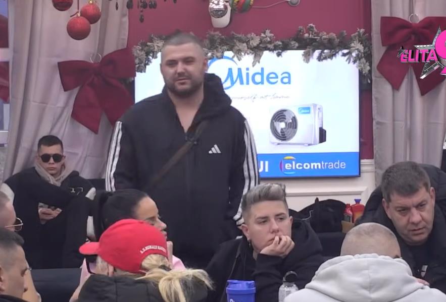 ASMIN PRIZNAO DA SE ZALJUBIO U MAJU MARINKOVIĆ Ona sigurna da želi da je "navuče" i šutne, sve karte bačene na sto, lete varnice!