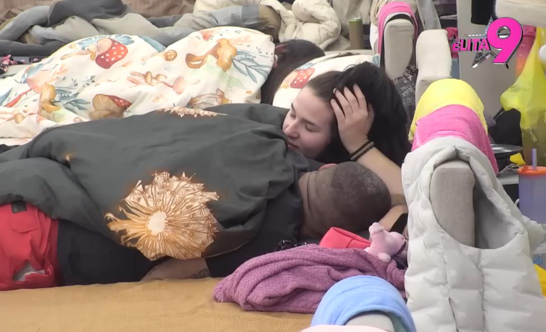 "IZABRAO JE PUT KA DNU" Stanija Dobrojević se oglasila nakon Asminove vrele akcije sa cimerkom u "Eliti": U šoku sam...