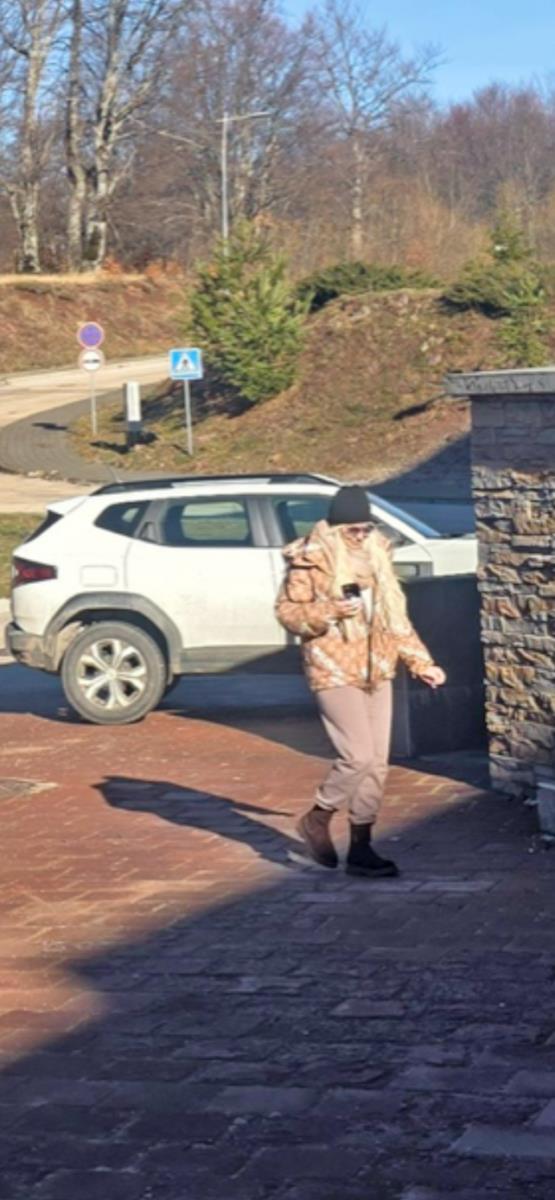 1902 dzidza IMG_4875 (1).PNG