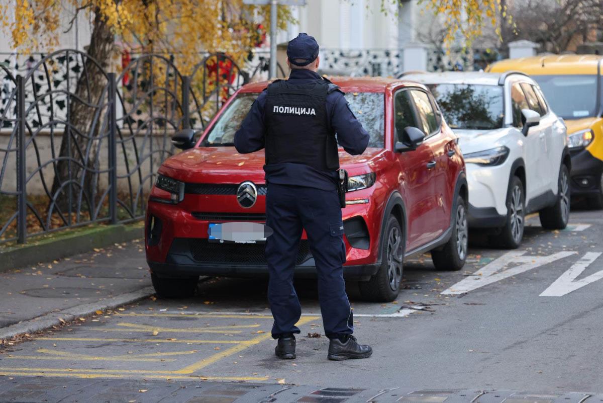 U kafiću na Vračaru ranjen Vuk Bajrušević (4).jpeg