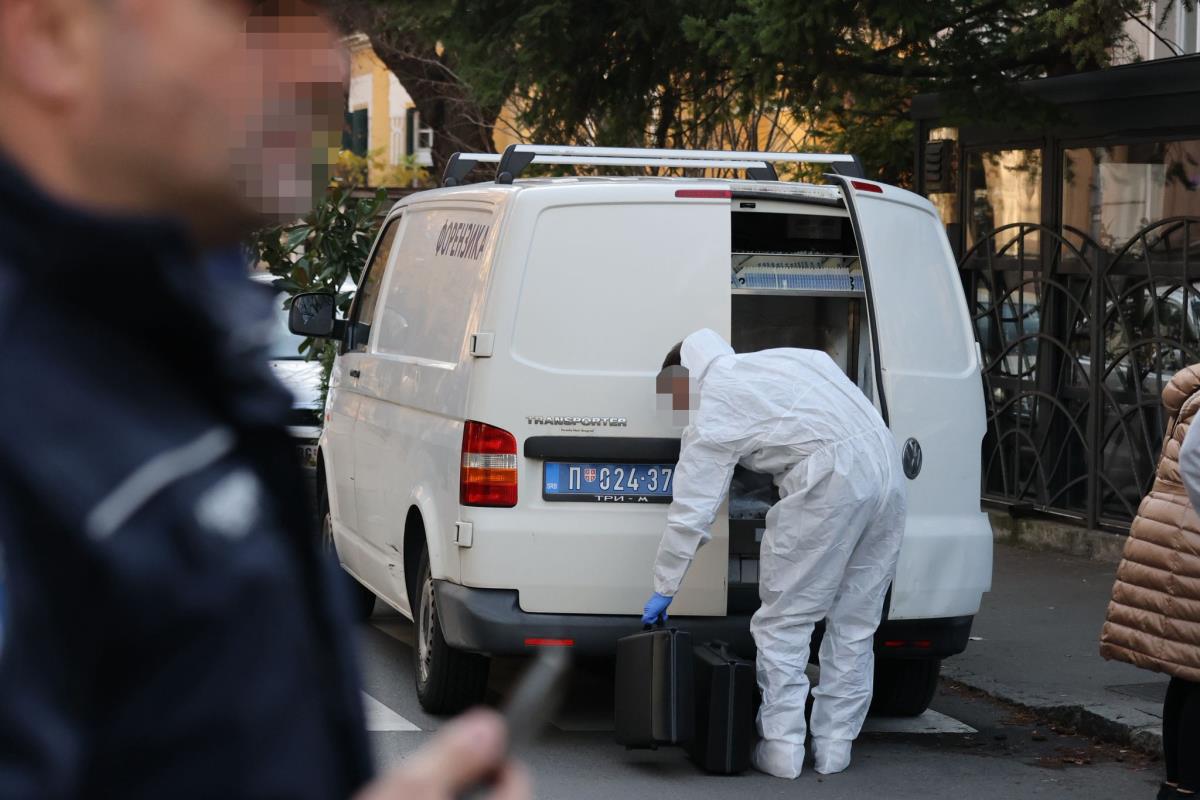 U kafiću na Vračaru ranjen Vuk Bajrušević (10).jpeg