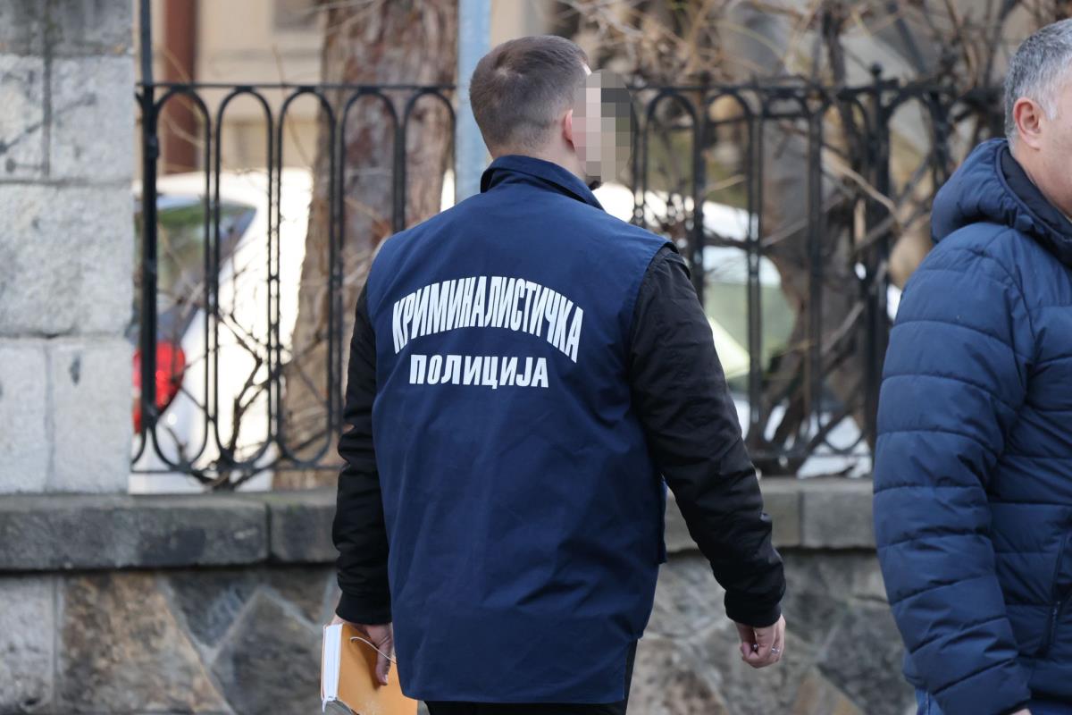 U kafiću na Vračaru ranjen Vuk Bajrušević (8).jpeg