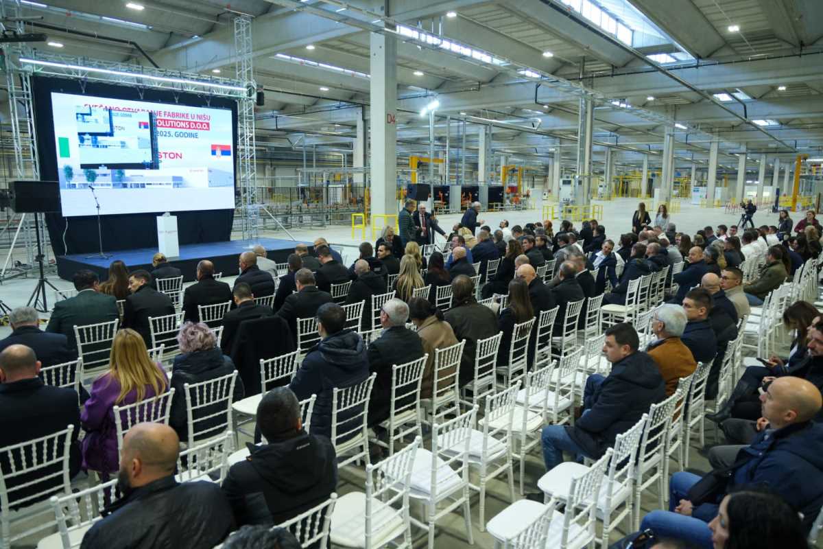 Aleksandar Vučić (1).jpeg