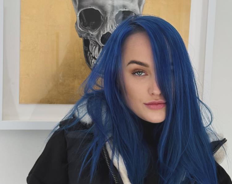 Pevačica Kamerin Megnes