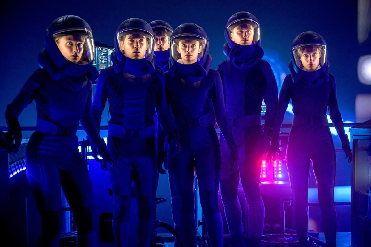 Tamara Radovanović u seriji Kovčeg (desno)