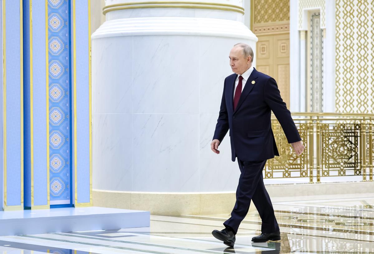 Vladimir Putin Turkmenistan