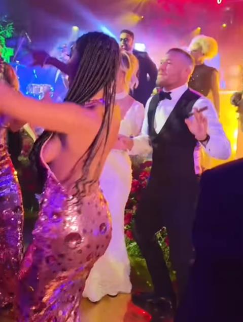 Venčanje MMA zvezde Konora Mekgregora