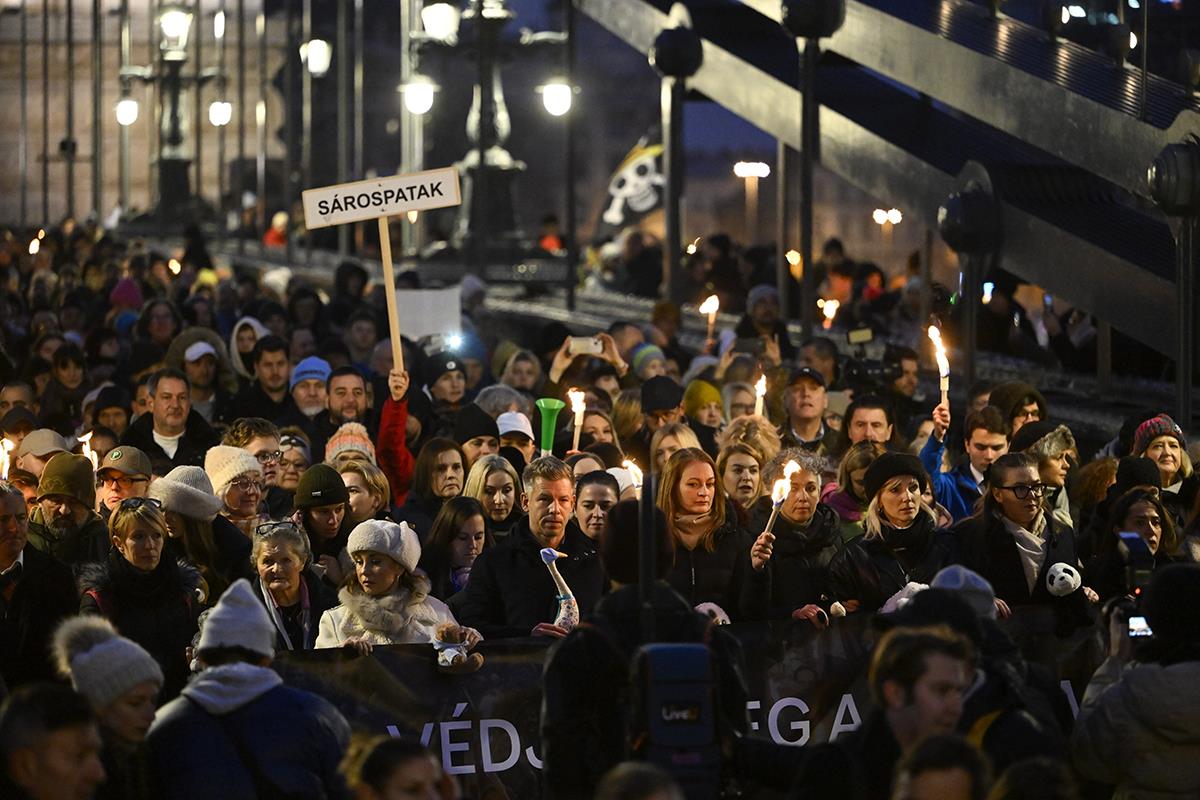 x09 EPA Robert Hegedus.jpg